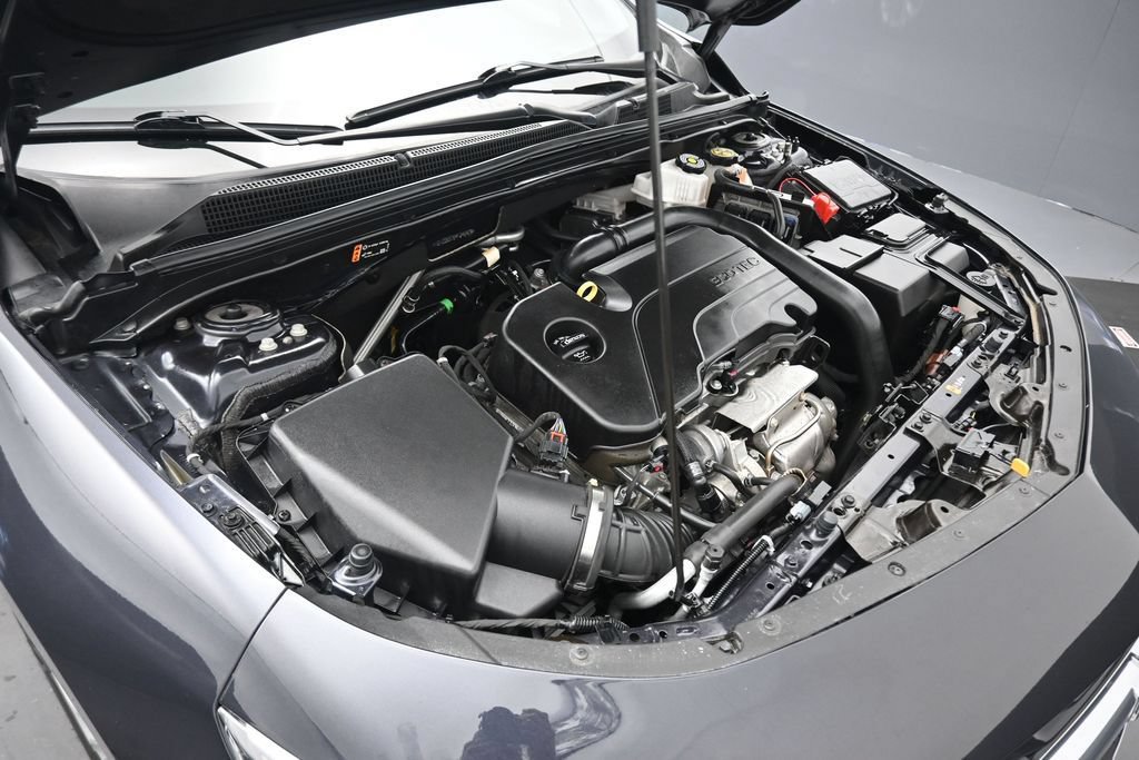 Used 2023 Chevrolet Malibu LT FWD image 44