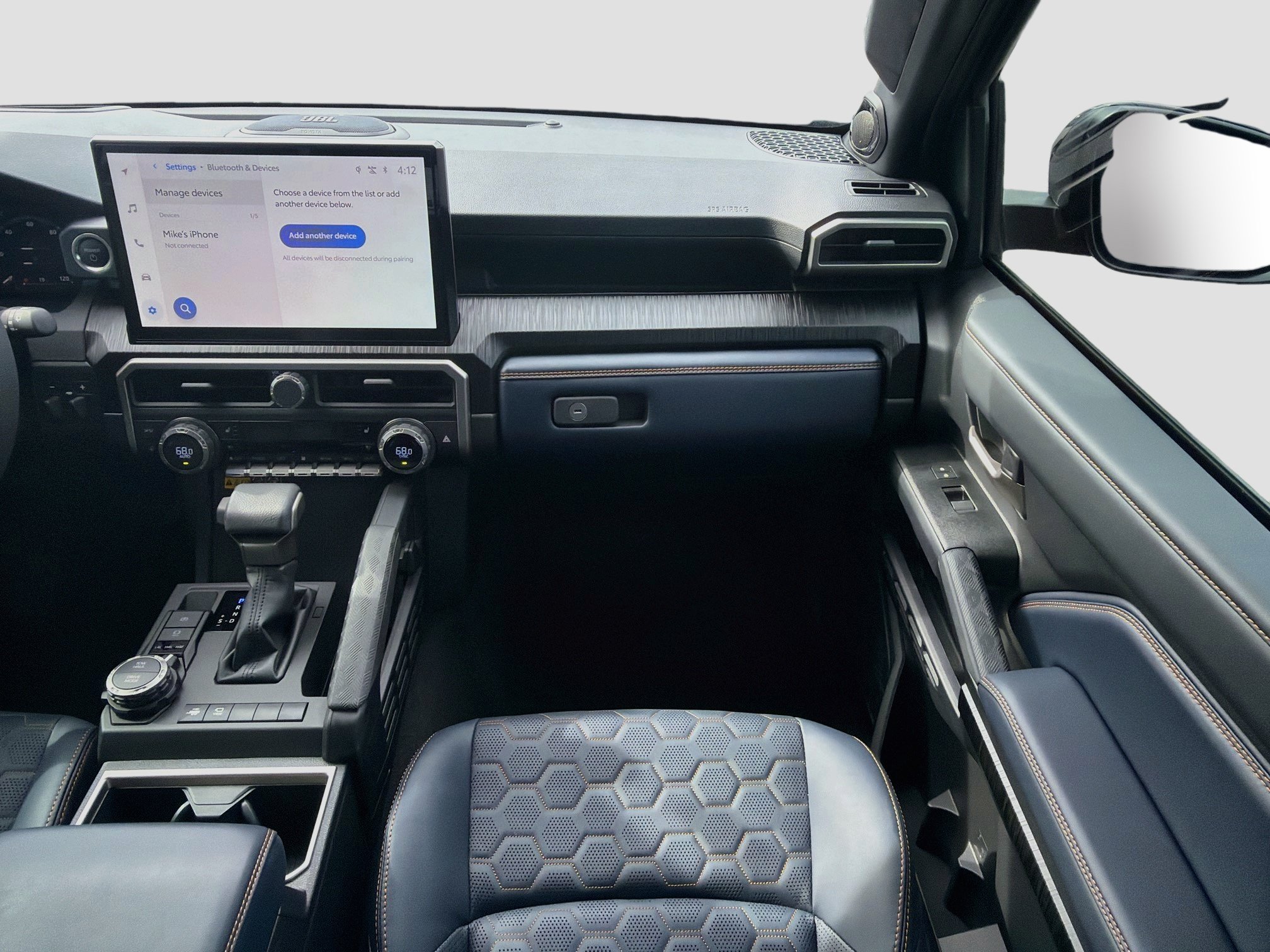 Used 2026 Toyota 4Runner Platinum AWD/4WD image 18