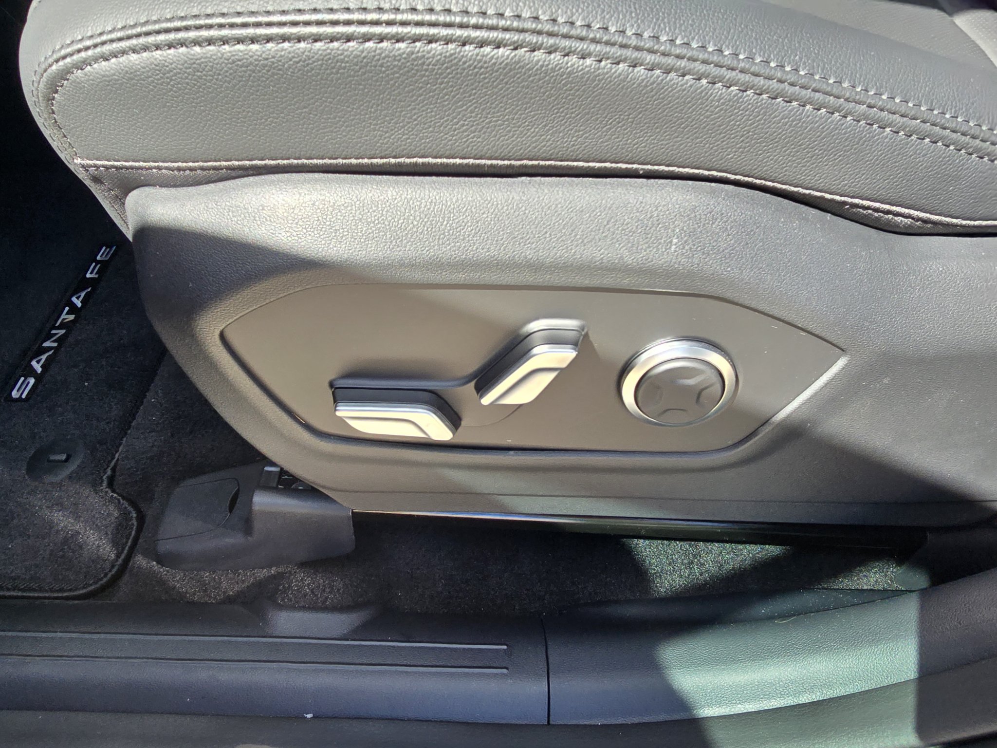 New 2027 Hyundai Santa Fe Limited AWD/4WD image 17
