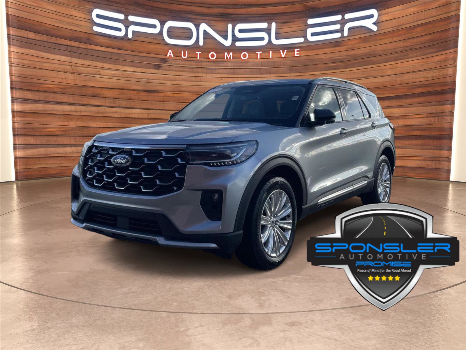 Used 2025 Ford Explorer Platinum w/ LUX Leather Package image 1