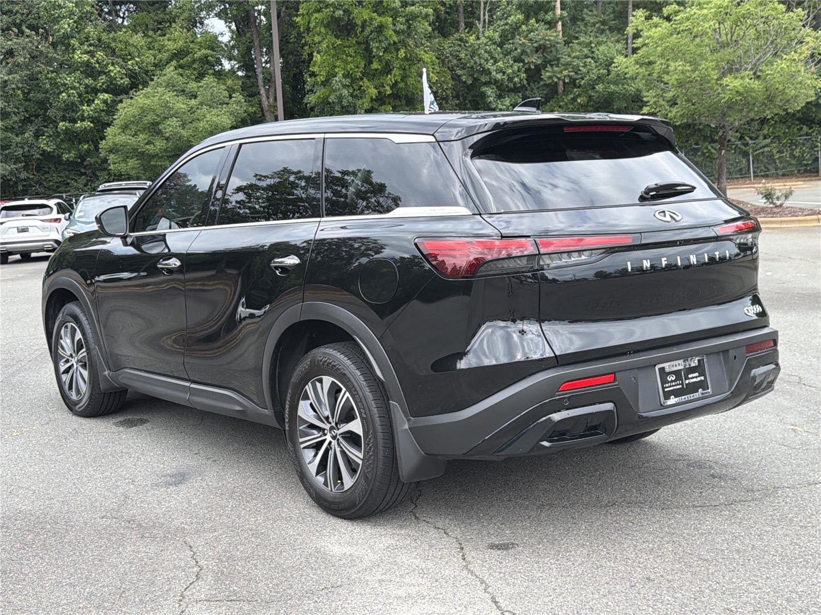 Used 2024 INFINITI QX60 Pure FWD image 26