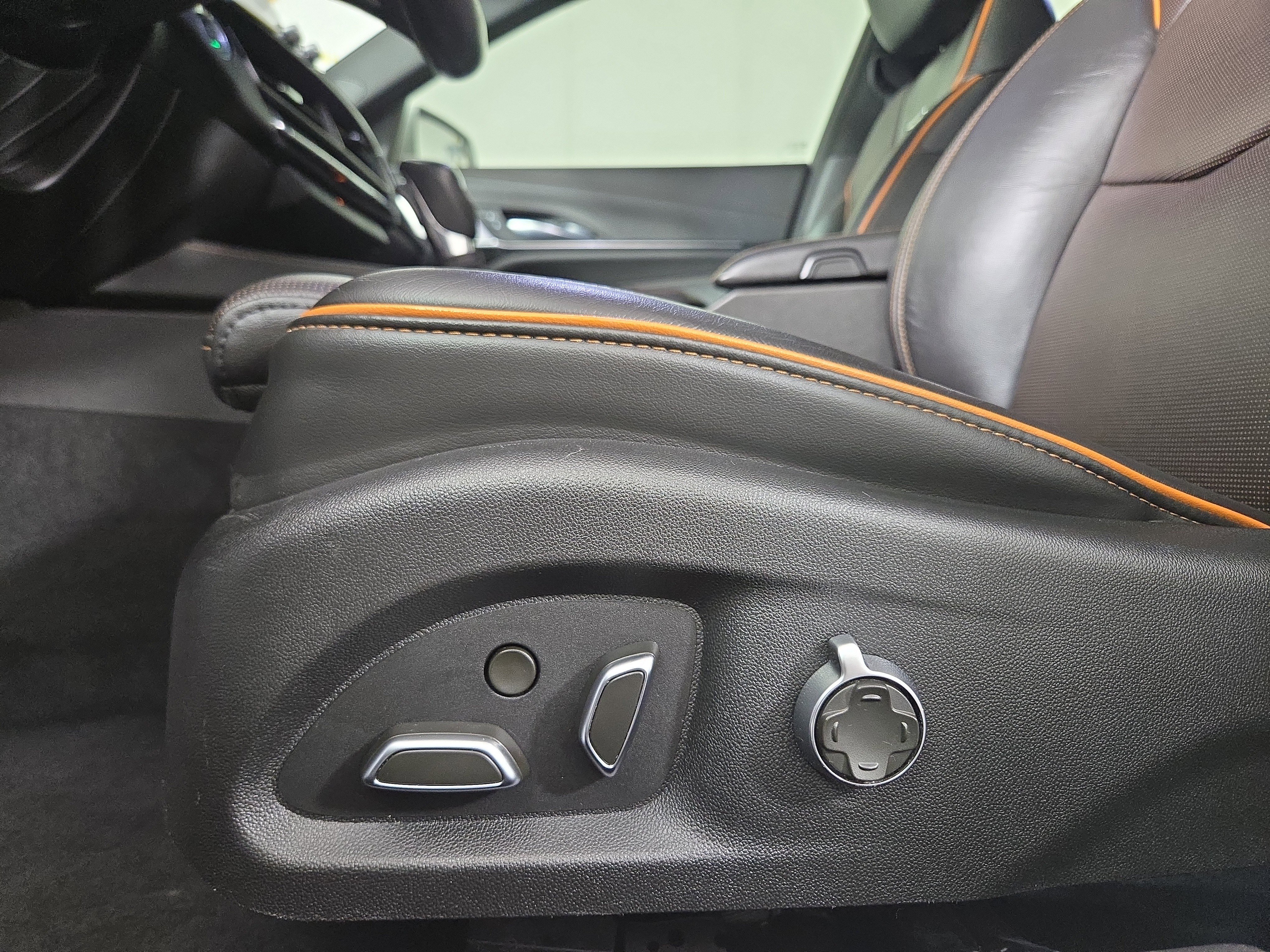 Certified 2021 Cadillac CT4 Sport w/ Technology Package image 31