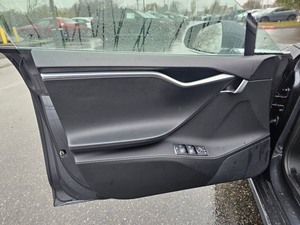 Used 2015 Tesla Model S P85D image 23