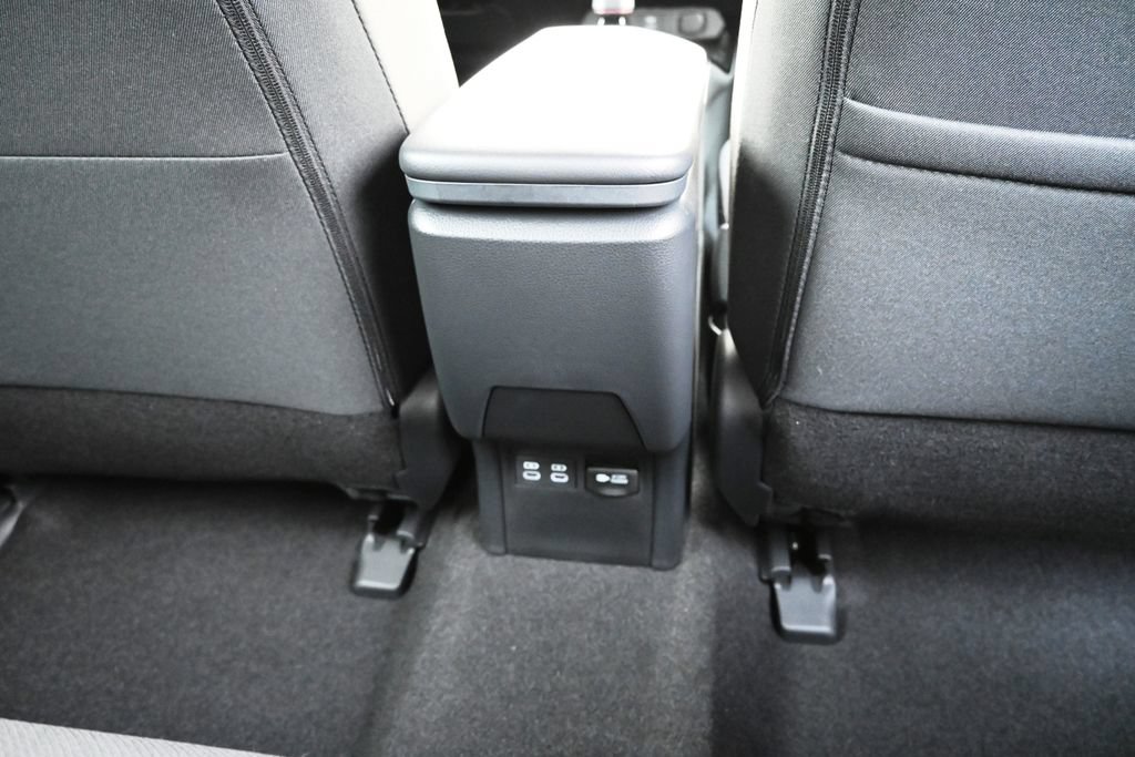 New 2026 Toyota Prius Plug-In Hybrid FWD image 15