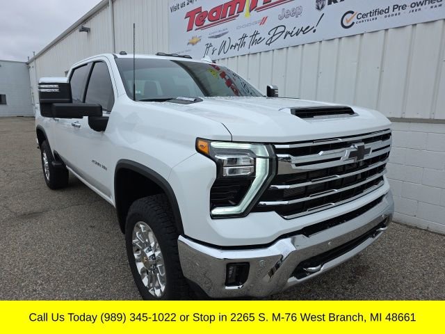Used 2024 Chevrolet Silverado 2500 LTZ w/ LTZ Convenience Package image 4