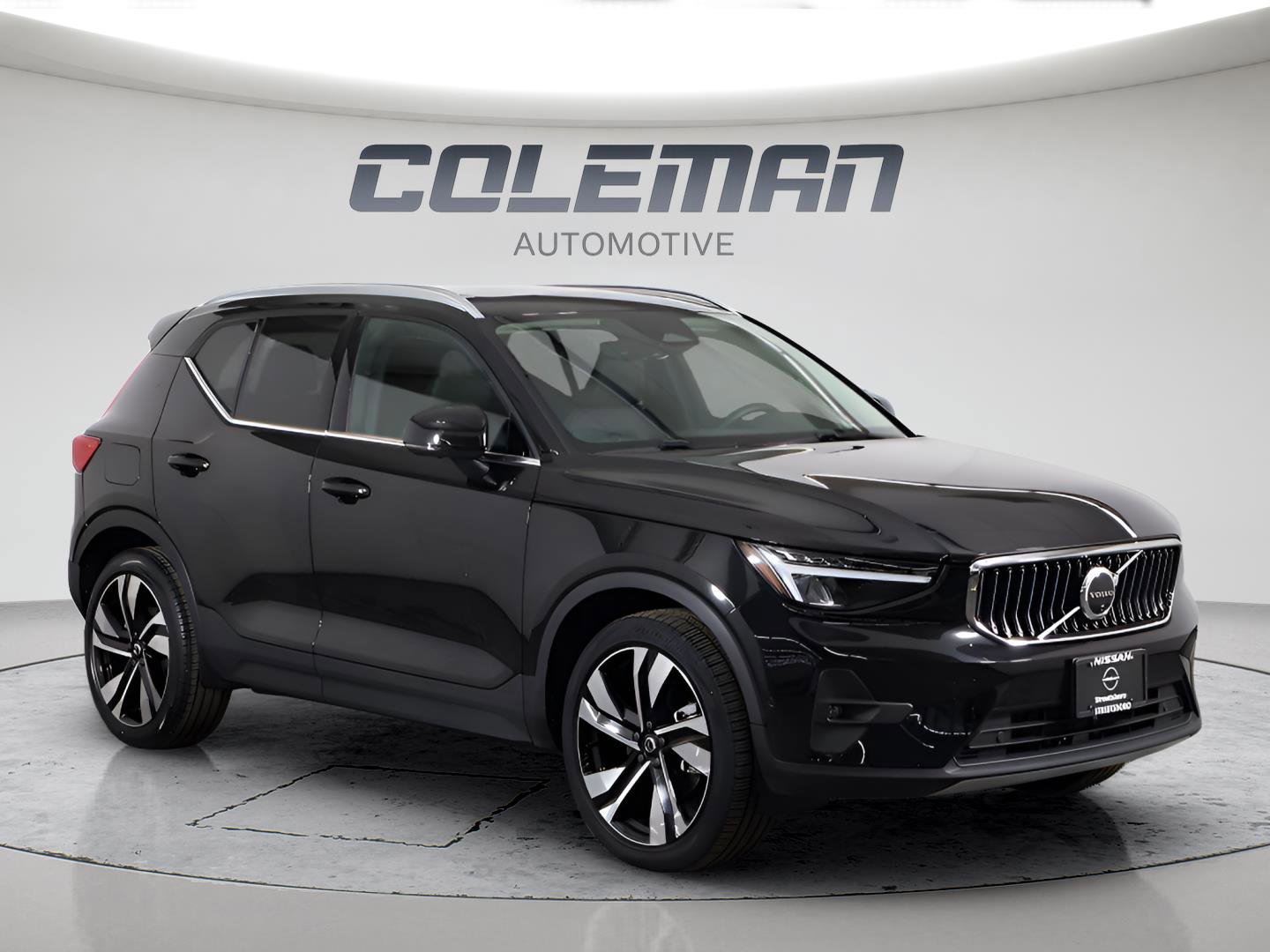 Used 2023 Volvo XC40 B5 Plus w/ Protection Package Premier image 58