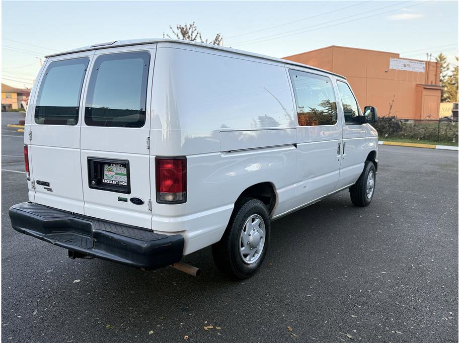 Used 2014 Ford E-150 and Econoline 150 Commercial w/ Commercial Cargo Van Package image 8