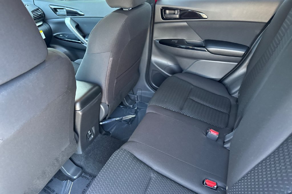 New 2026 Mitsubishi Eclipse Cross LE AWD/4WD image 14