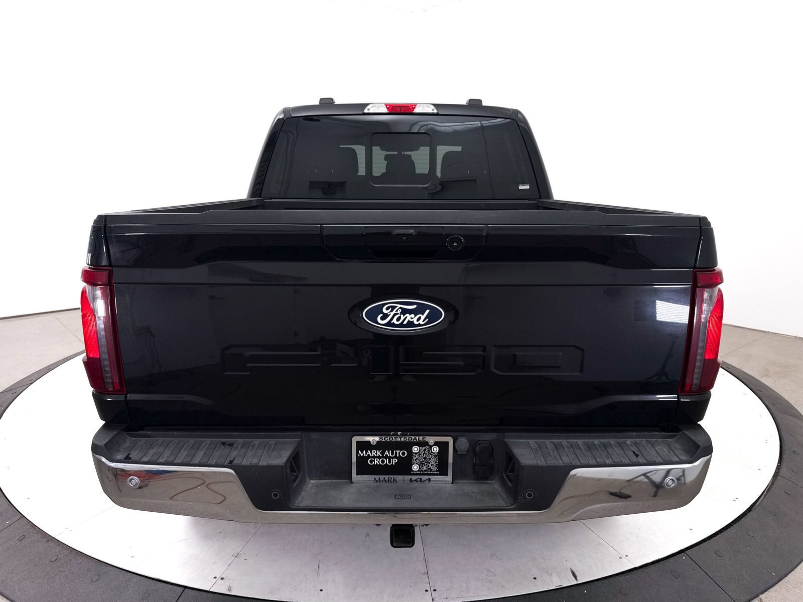 Used 2025 Ford F150 XLT w/ Equipment Group 302A MID AWD/4WD image 16
