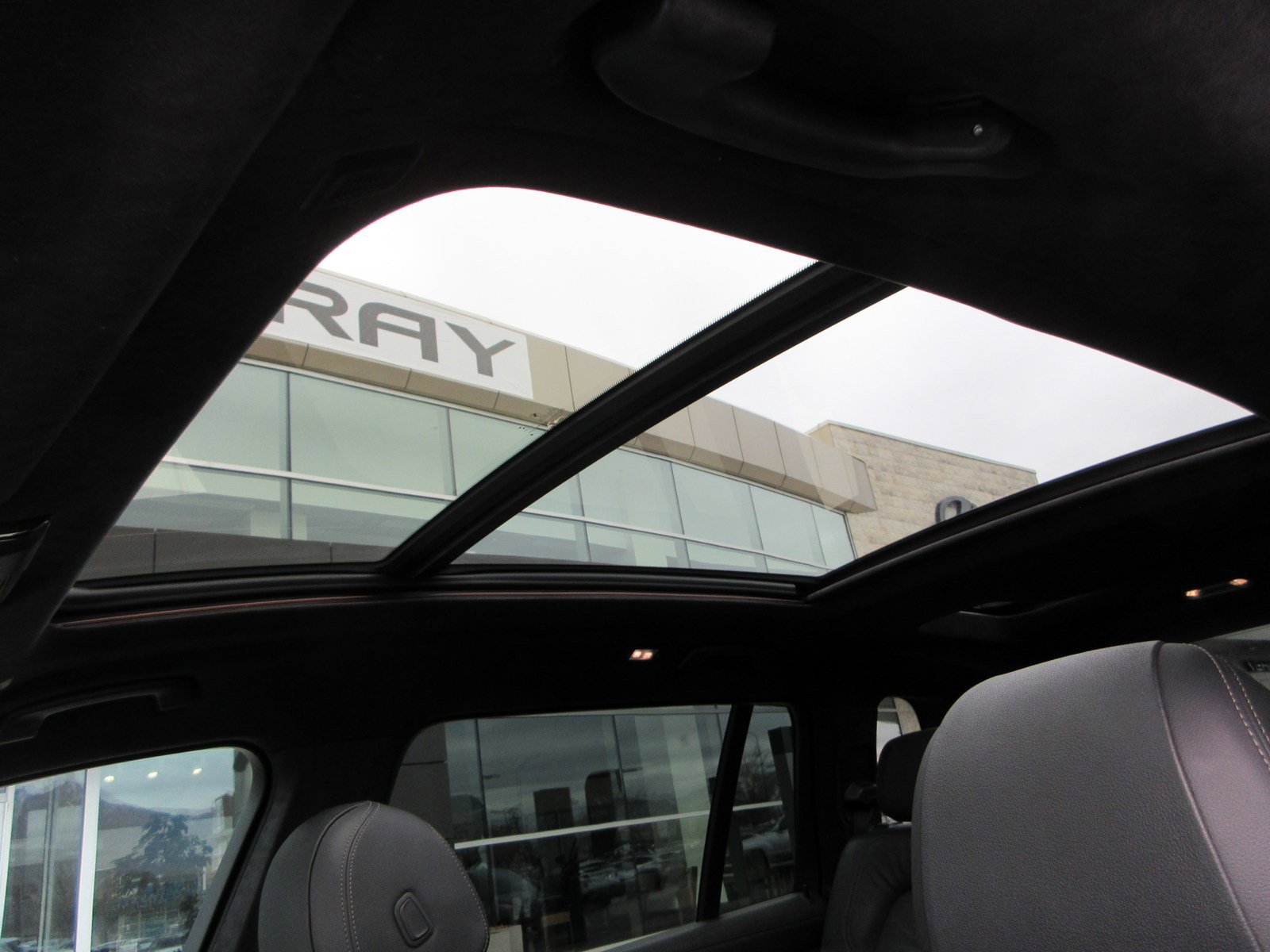 Used 2019 BMW X7 xDrive40i w/ M Sport Package image 18