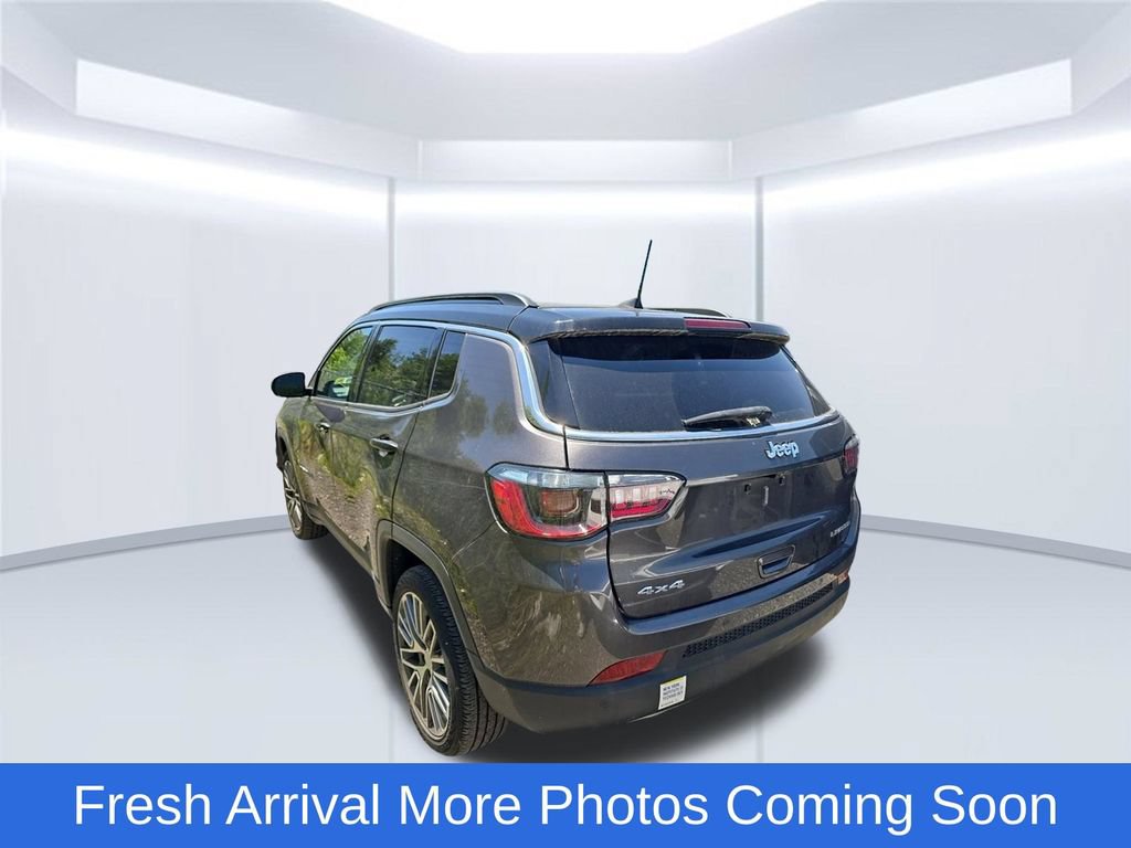 Used 2023 Jeep Compass Limited w/ Elite Group AWD/4WD image 6