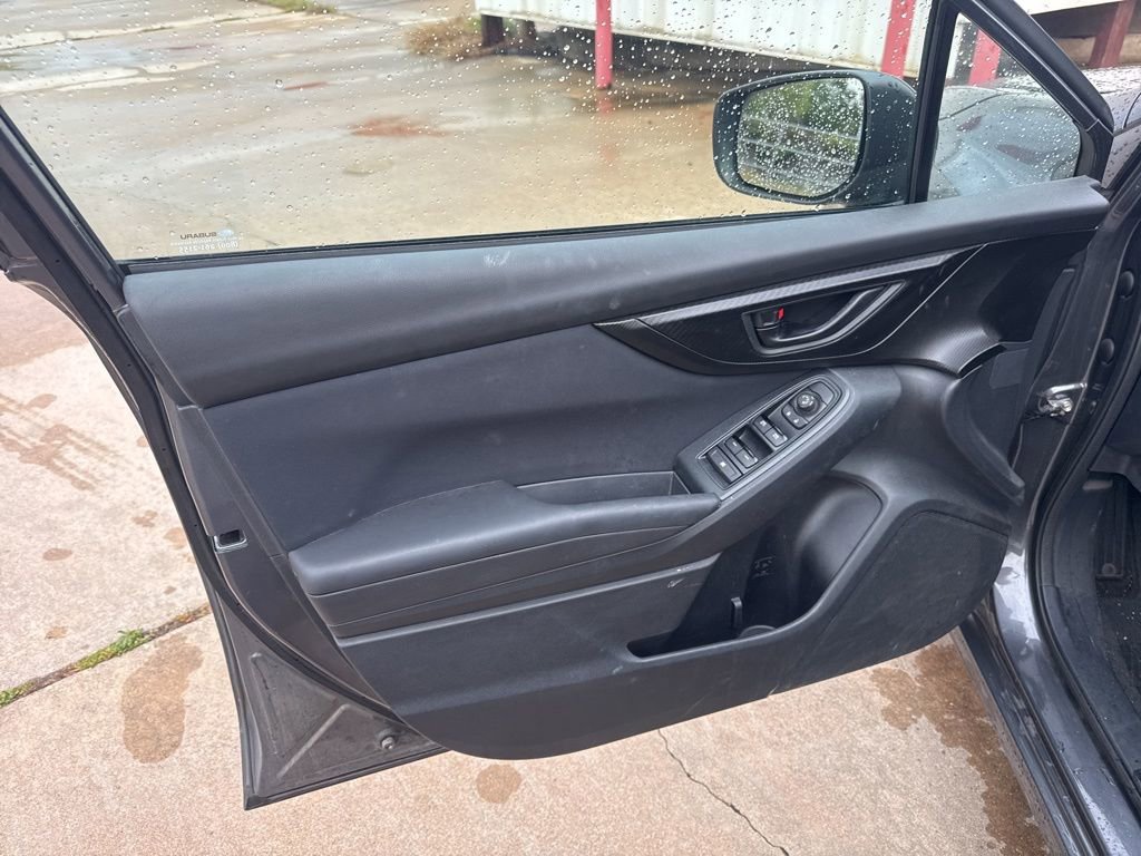 Used 2019 Subaru Impreza 2.0i w/ Eyesight image 10