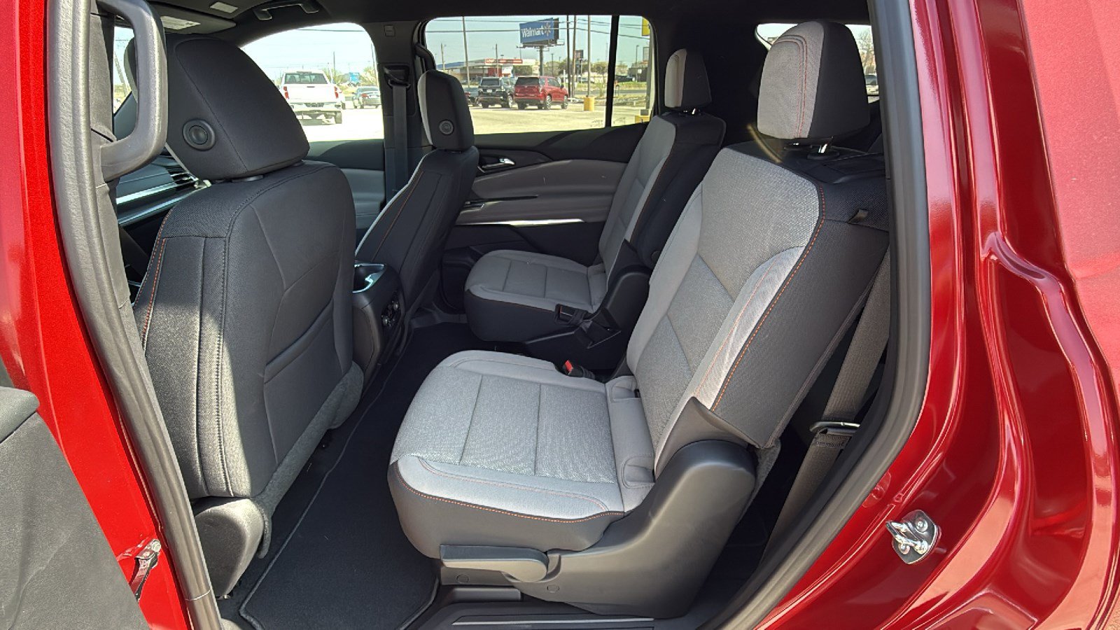 New 2026 Chevrolet Traverse LT FWD image 14
