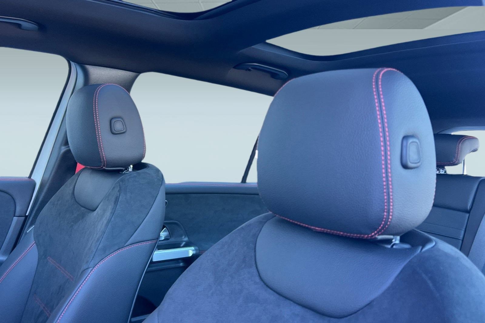 New 2026 Mercedes-Benz GLB 35 AMG 4MATIC image 26