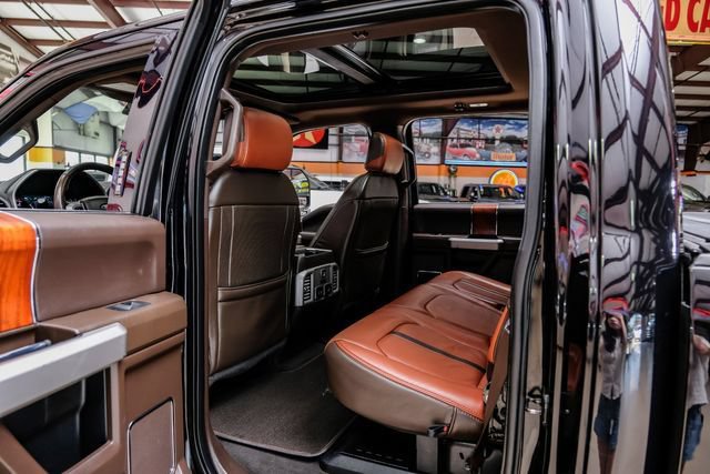 Used 2019 Ford F350 King Ranch w/ King Ranch Ultimate Package AWD/4WD image 38