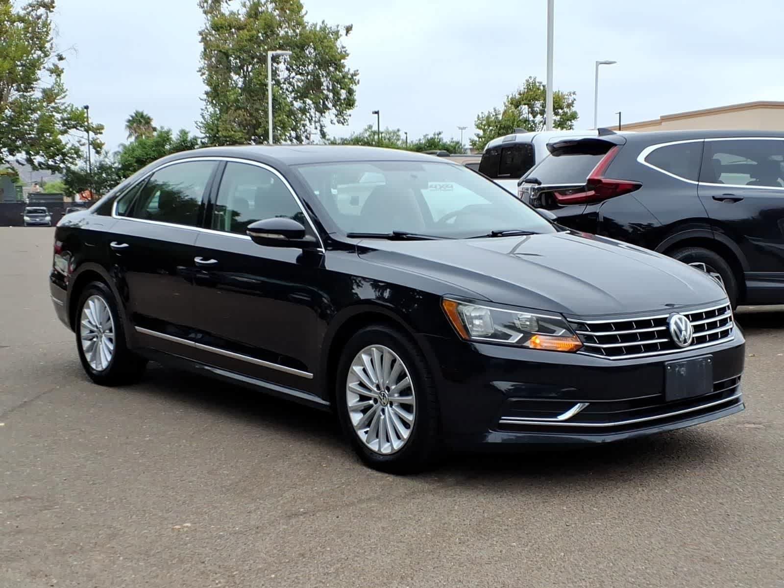 Used 2017 Volkswagen Passat 1.8T SE FWD image 3