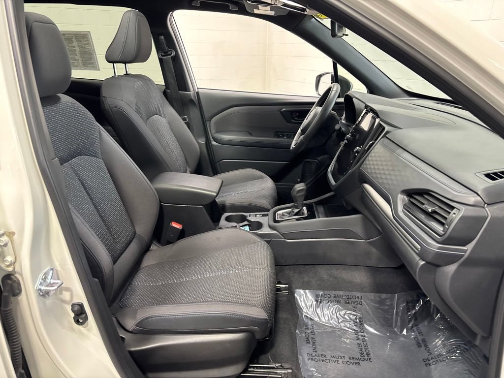 Used 2025 Subaru Forester Premium AWD/4WD image 11