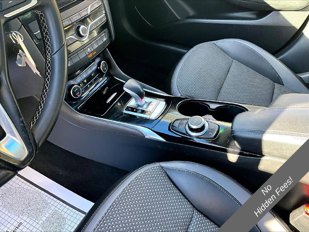 Used 2018 INFINITI QX30 AWD image 8