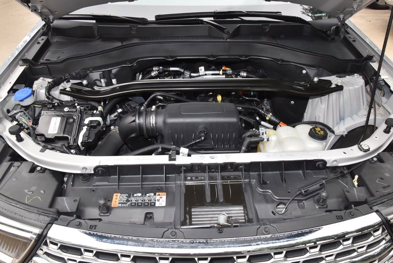 Used 2024 Ford Explorer Limited w/ Limited Technology Package AWD/4WD image 41