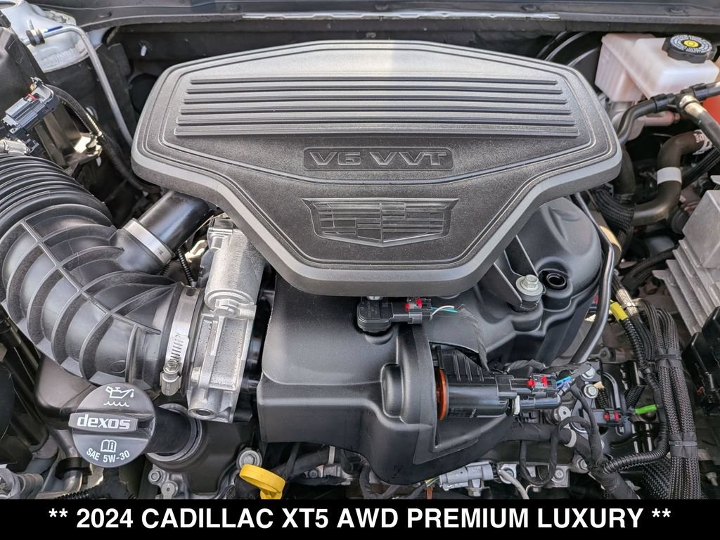 Used 2024 Cadillac XT5 Premium Luxury w/ LPO, Floor Liner Package AWD/4WD image 18