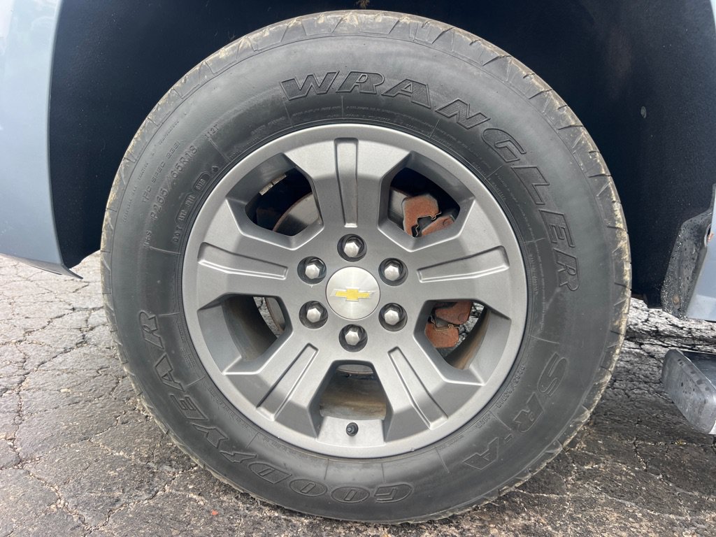 Used 2015 Chevrolet Suburban LT AWD/4WD image 41