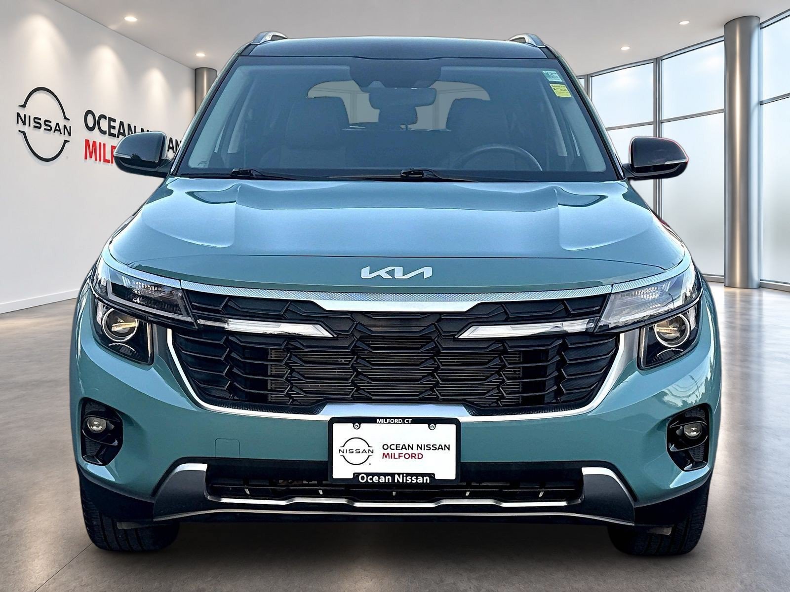 Used 2024 Kia Seltos S AWD/4WD image 2