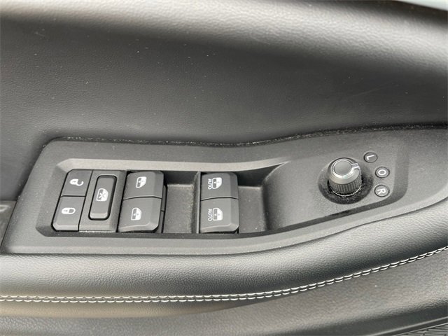 Used 2023 Jeep Grand Cherokee Limited image 29