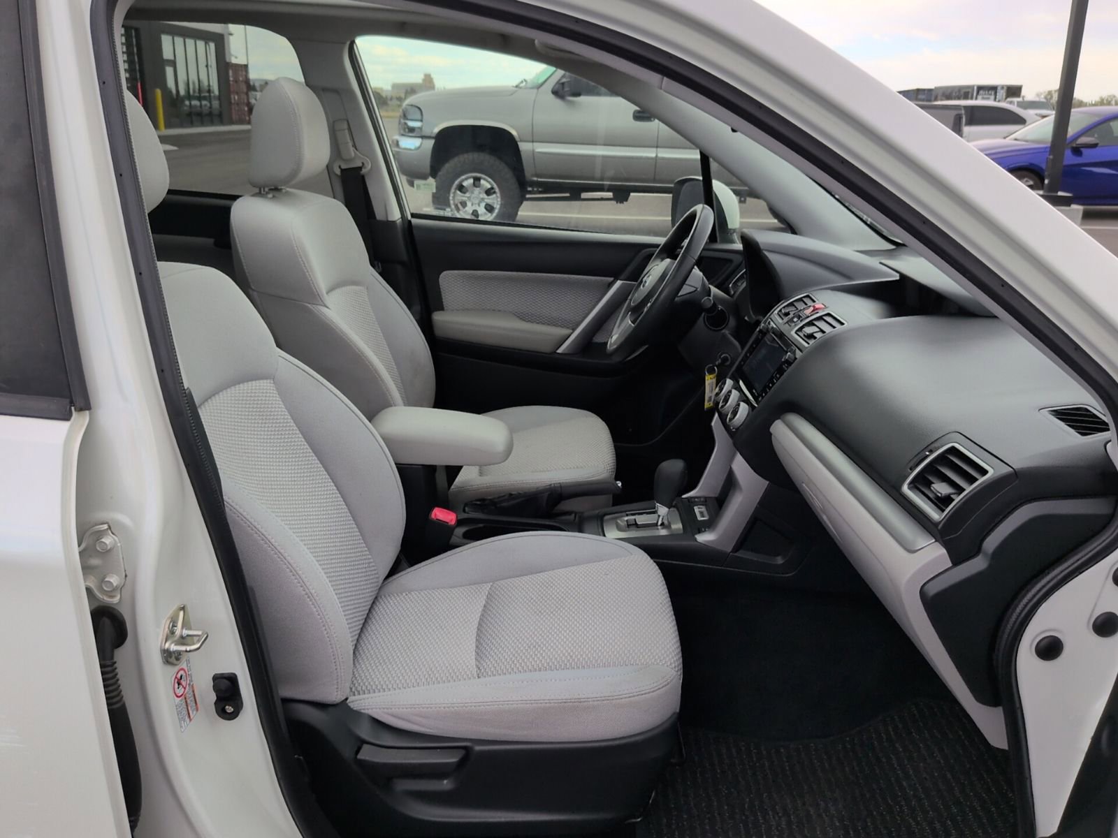 Used 2018 Subaru Forester 2.5i Premium AWD/4WD image 15