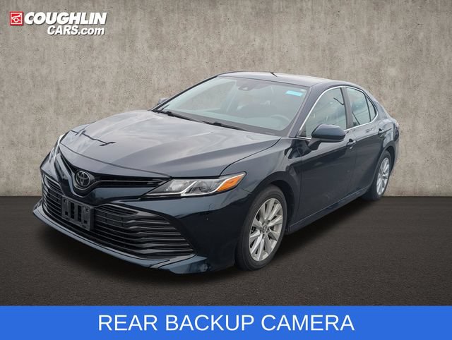 Used 2019 Toyota Camry LE FWD image 4