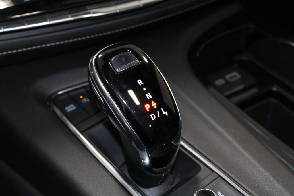 Used 2024 Cadillac Escalade ESV Sport RWD image 46
