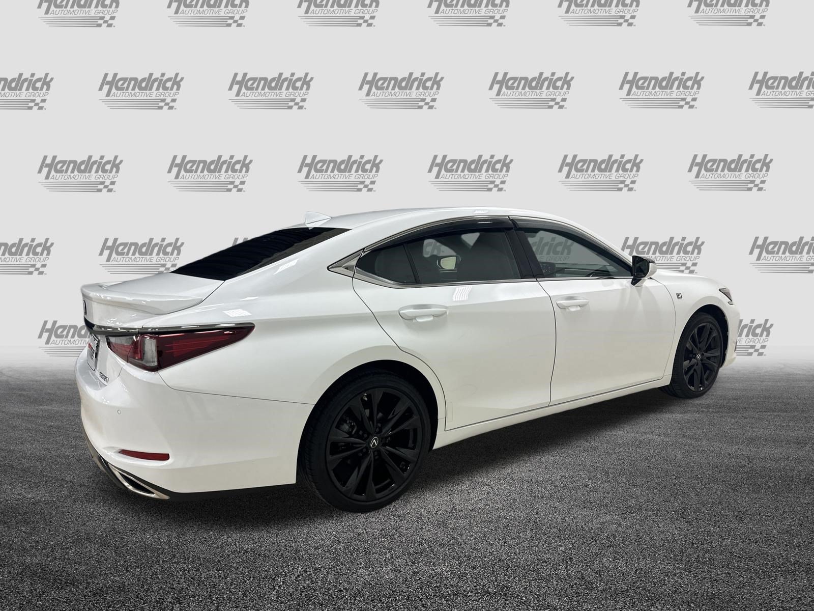 Certified 2022 Lexus ES 350 F Sport w/ Accessory Package FWD image 10