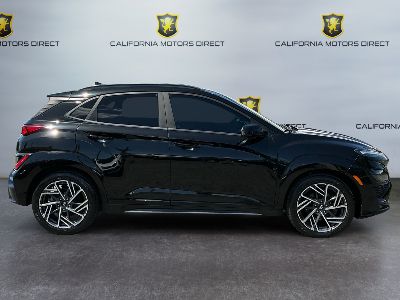 Used 2022 Hyundai Kona N Line w/ Tech Package FWD image 4