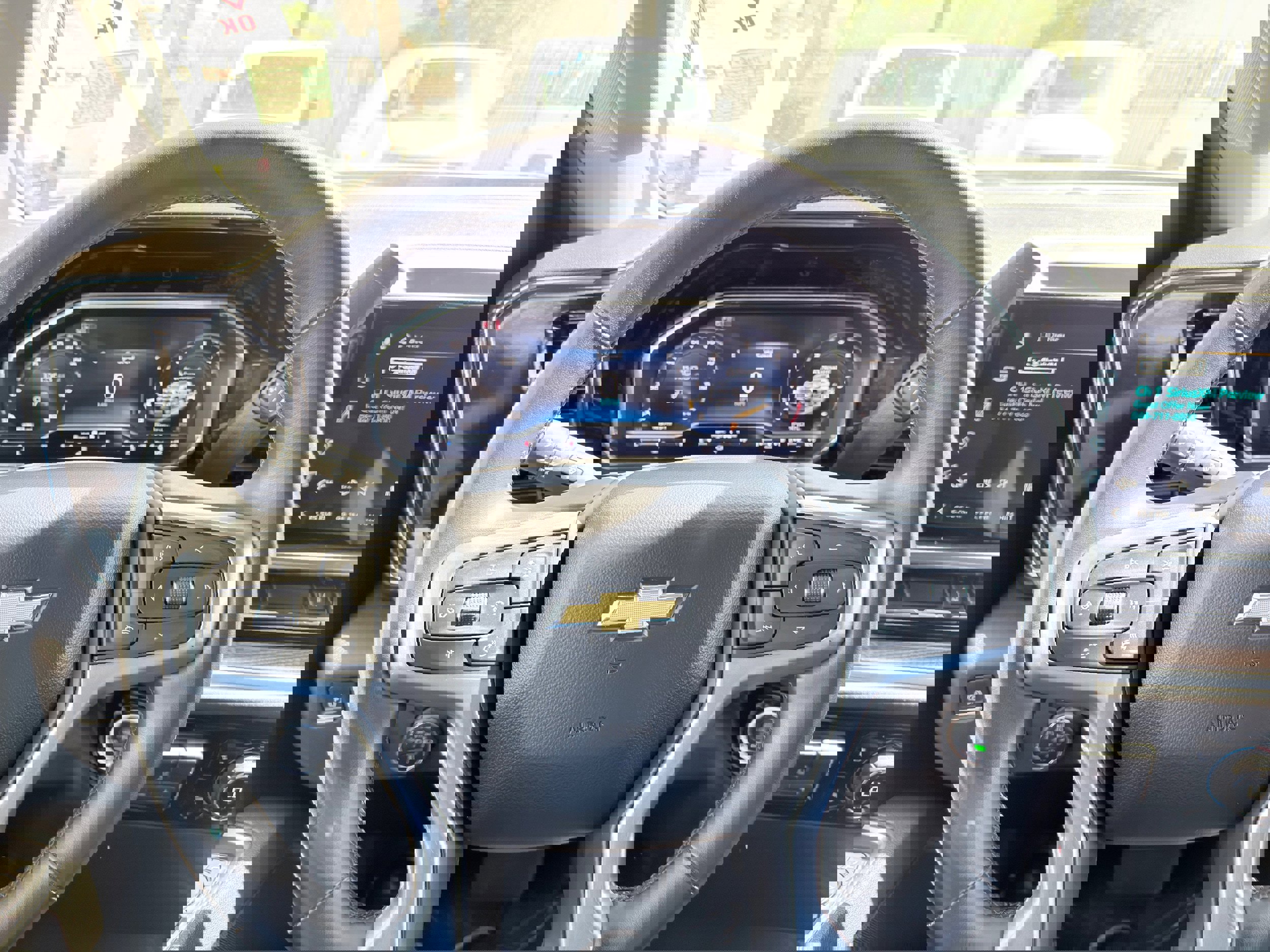 Used 2025 Chevrolet Silverado 2500 LT w/ Convenience Package AWD/4WD image 30