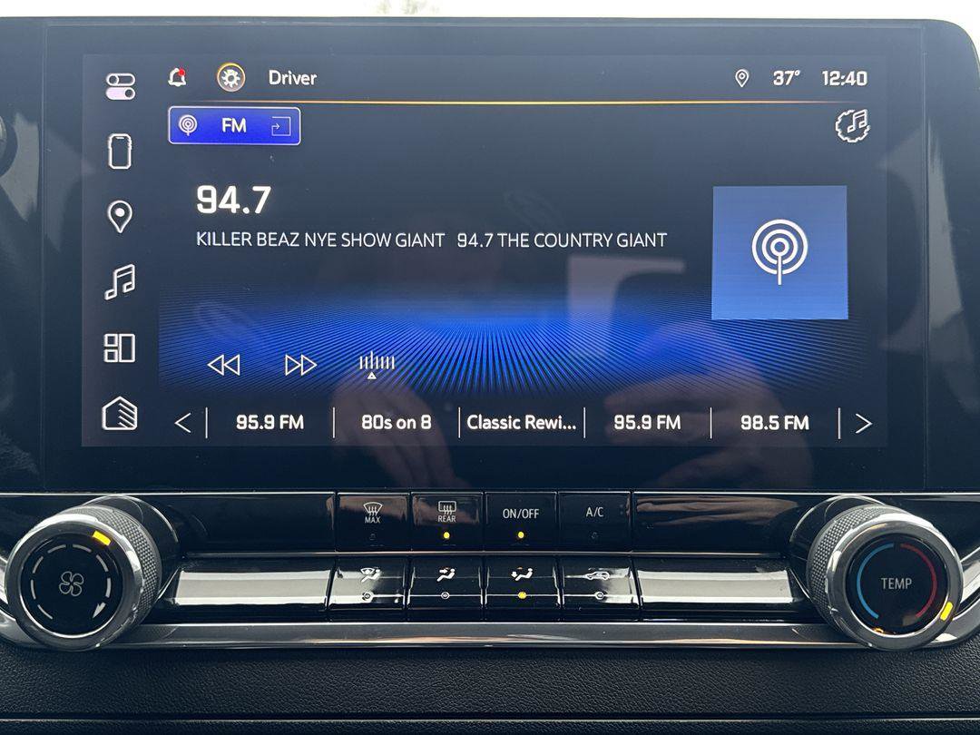 Used 2024 Chevrolet Colorado Trail Boss w/ Advanced Trailering Package image 16