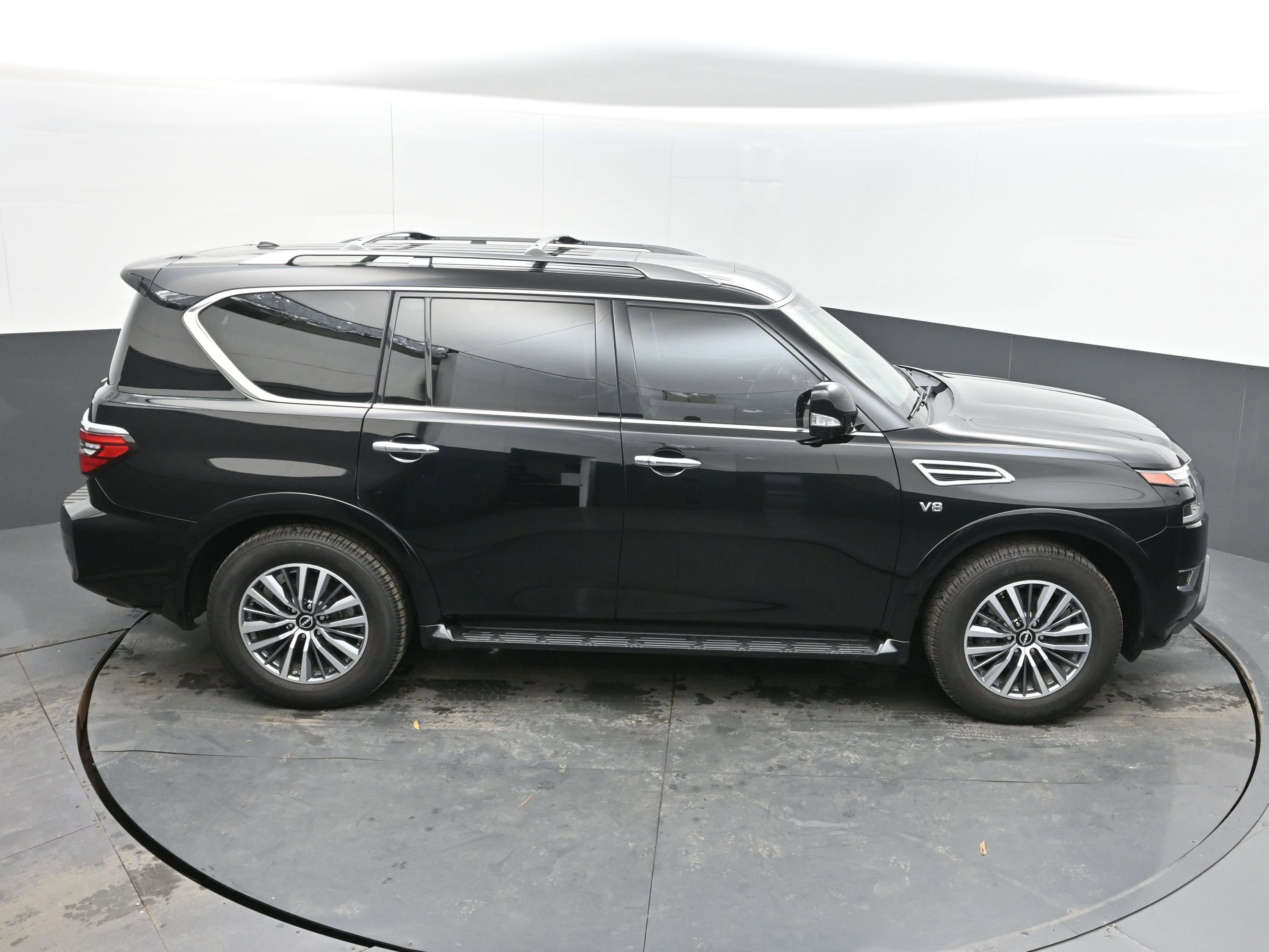 Used 2022 Nissan Armada SL image 36