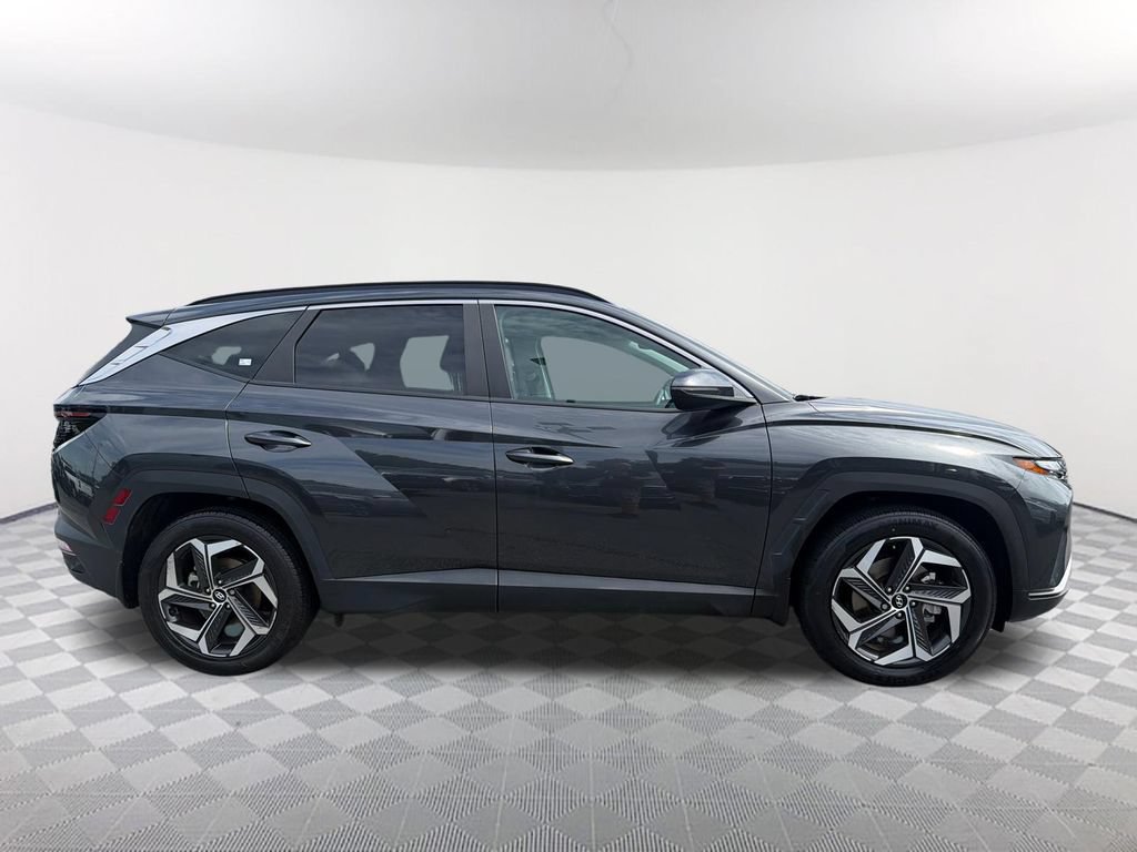 Used 2023 Hyundai Tucson SEL w/ Convenience Package FWD image 4
