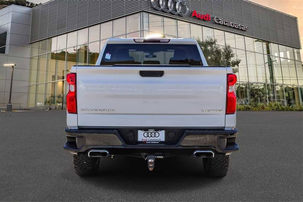 Used 2021 Chevrolet Silverado 1500 Custom Trail Boss image 3