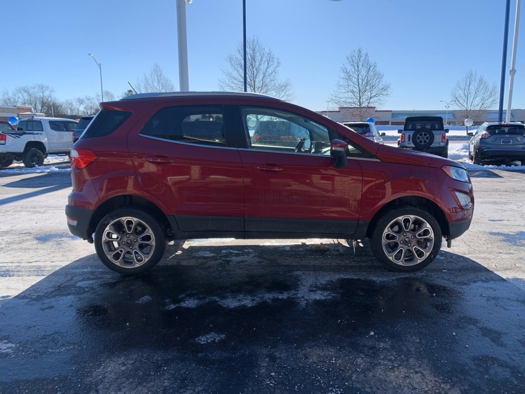 Used 2021 Ford EcoSport Titanium image 2