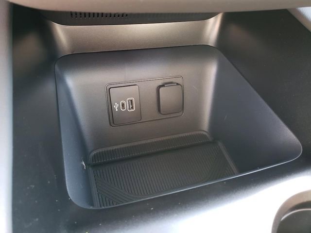 New 2026 Ford Explorer Active image 25