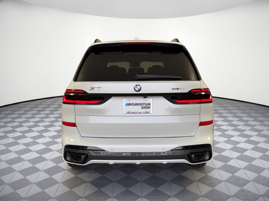 New 2027 BMW X7 xDrive40i w/ M Sport Package AWD/4WD image 11