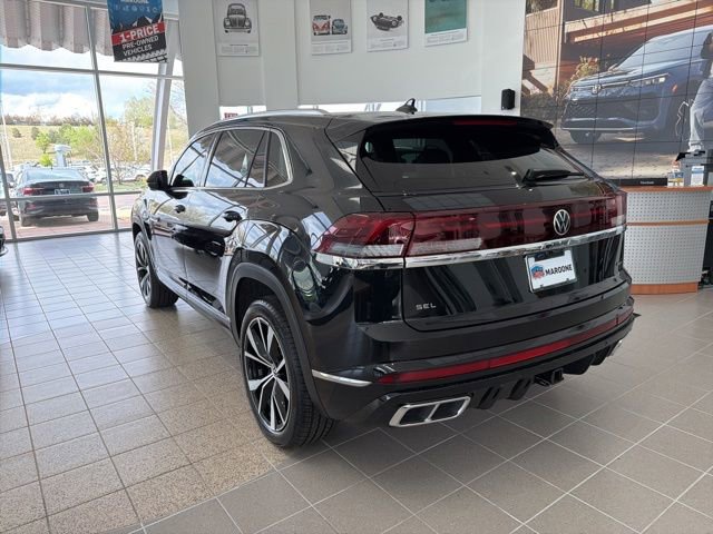 New 2026 Volkswagen Atlas Cross Sport SEL Premium R-Line AWD/4WD image 4