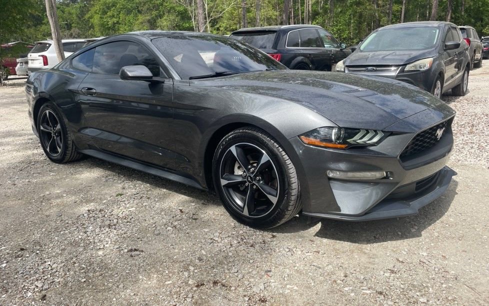 Used 2020 Ford Mustang Coupe image 2
