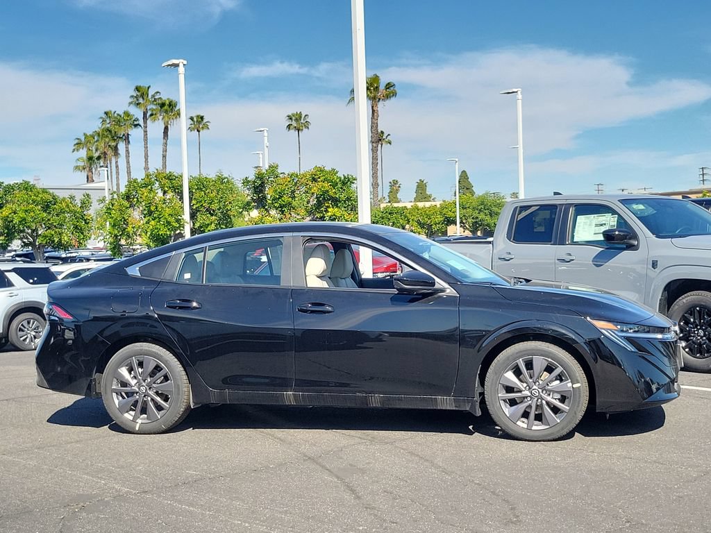 New 2026 Nissan Sentra SL w/ Floor Mat Package FWD image 21