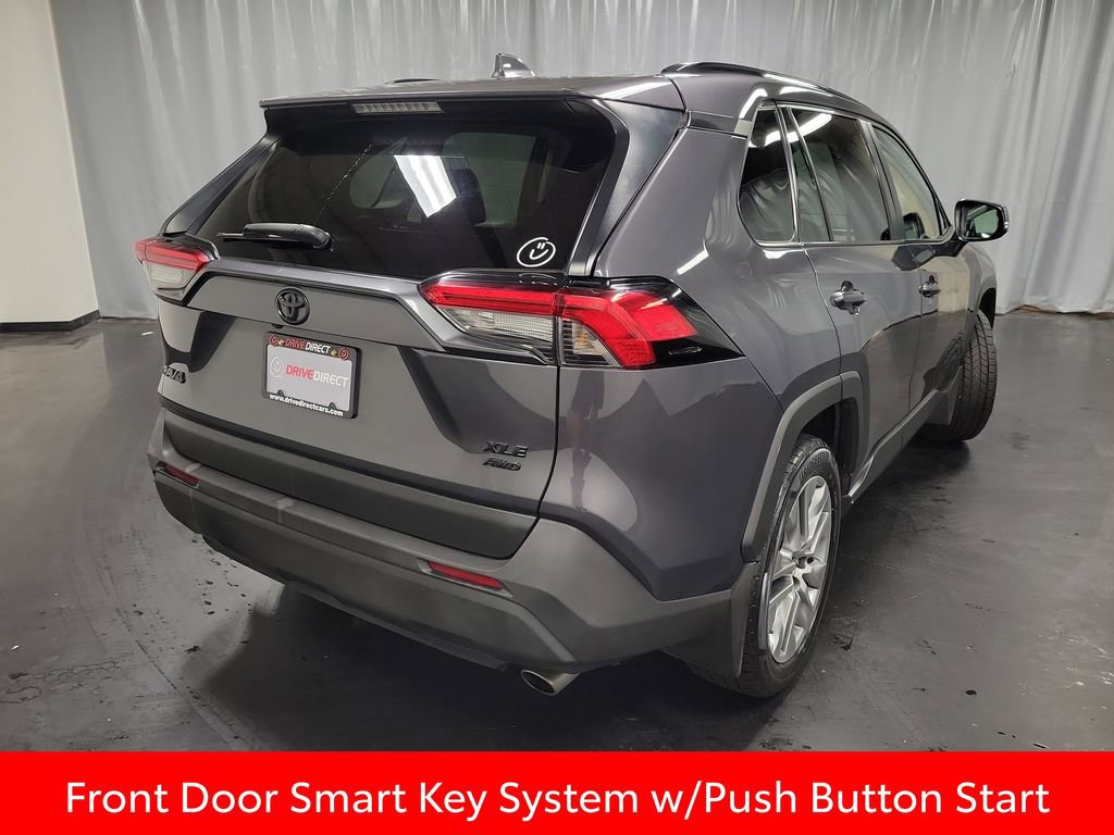 Used 2022 Toyota RAV4 XLE Premium AWD/4WD image 9