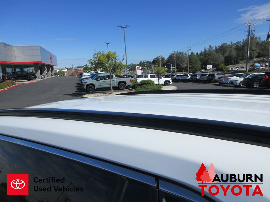 Certified 2024 Toyota RAV4 LE AWD/4WD image 12