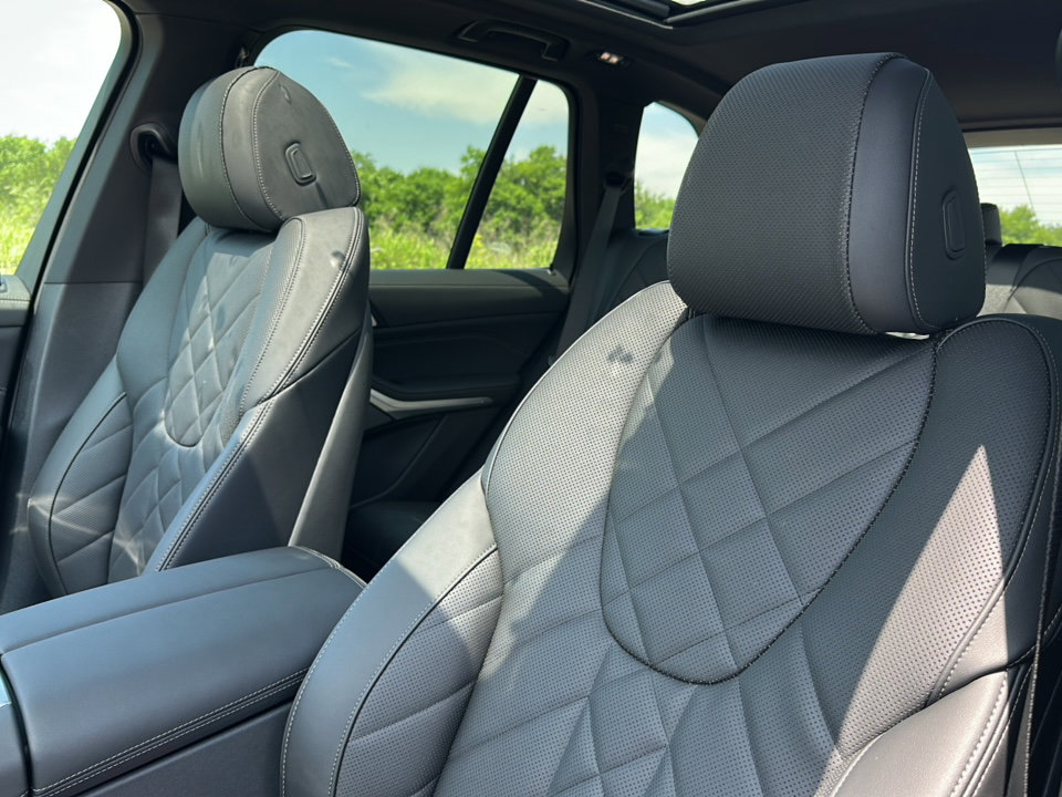 New 2026 BMW X5 sDrive40i w/ M Sport Package RWD image 11