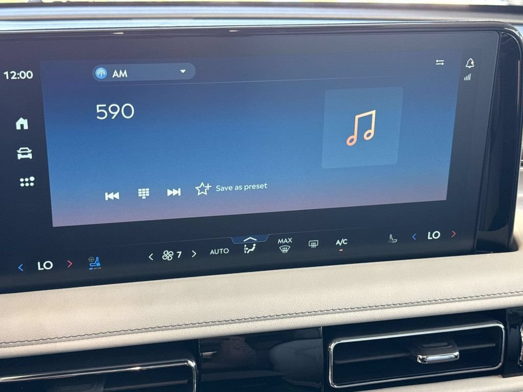 Certified 2026 Lincoln Aviator AWD image 23
