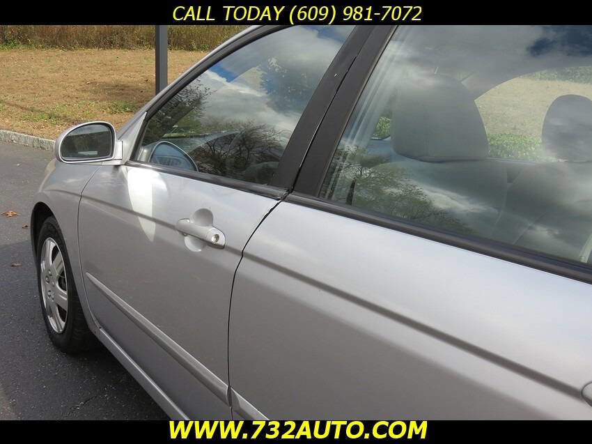 Used 2006 Kia Spectra EX image 29