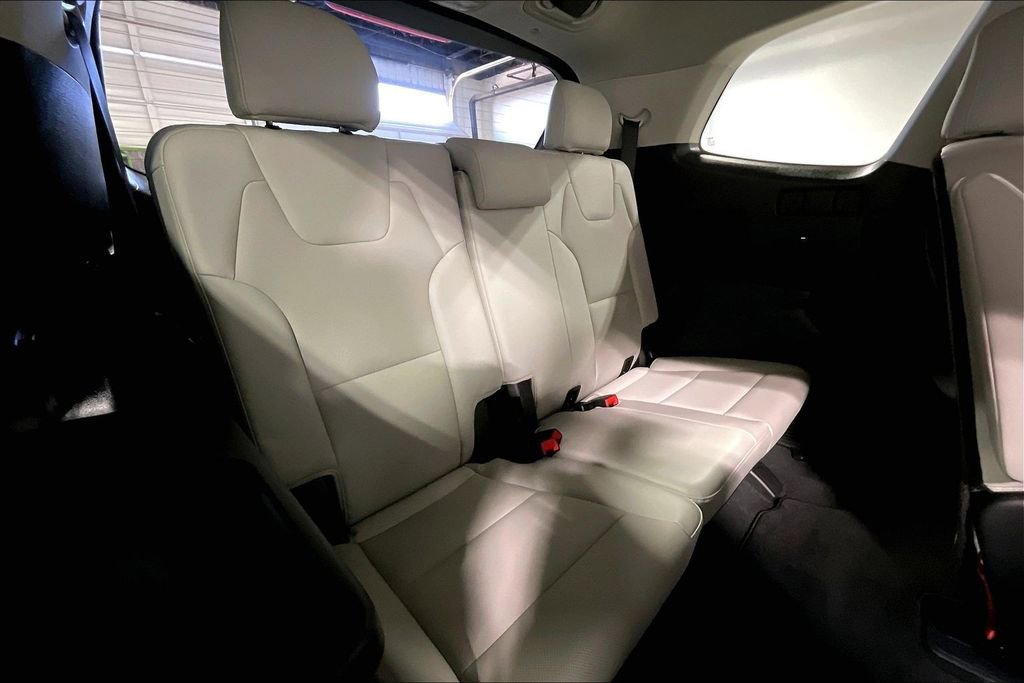 Used 2024 Kia Telluride S w/ S Sunroof Package image 38