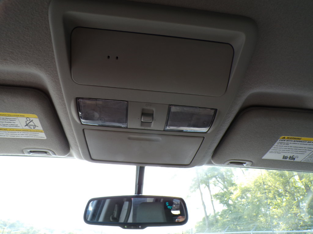 Used 2015 Nissan Frontier SV w/ SV Value Truck Package RWD image 30